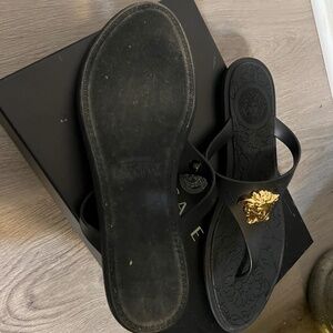 Versace pool slides black